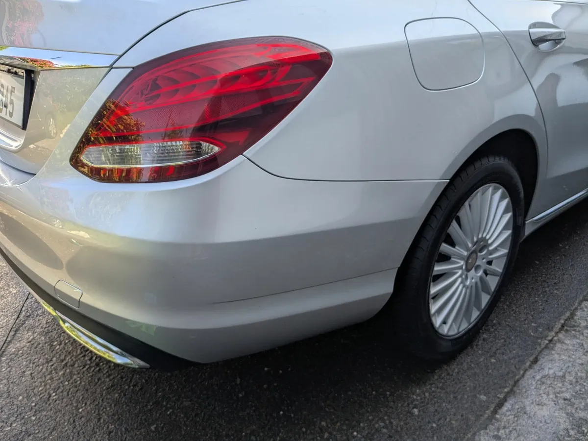 Mercedes-Benz C-Class 2016 - Image 3