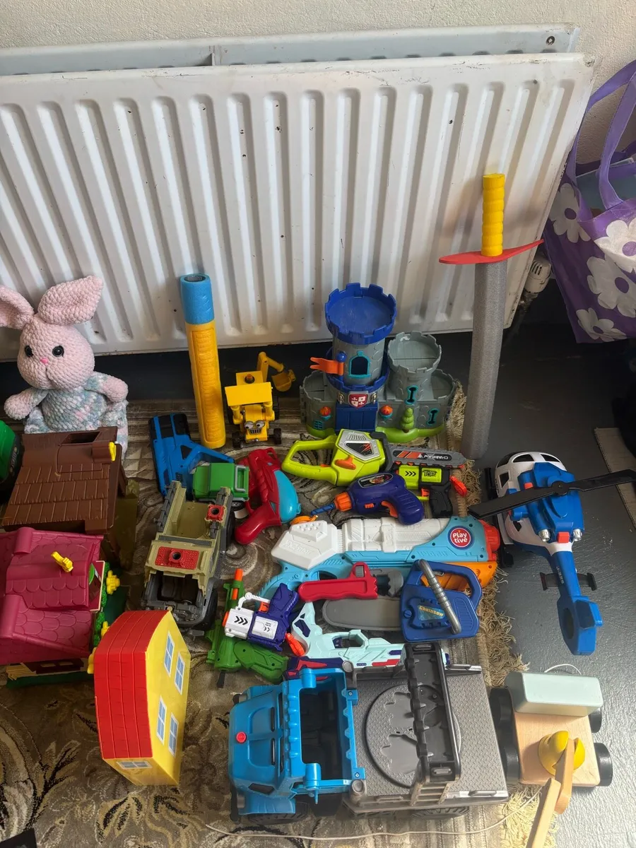 Toy bundle - Image 1