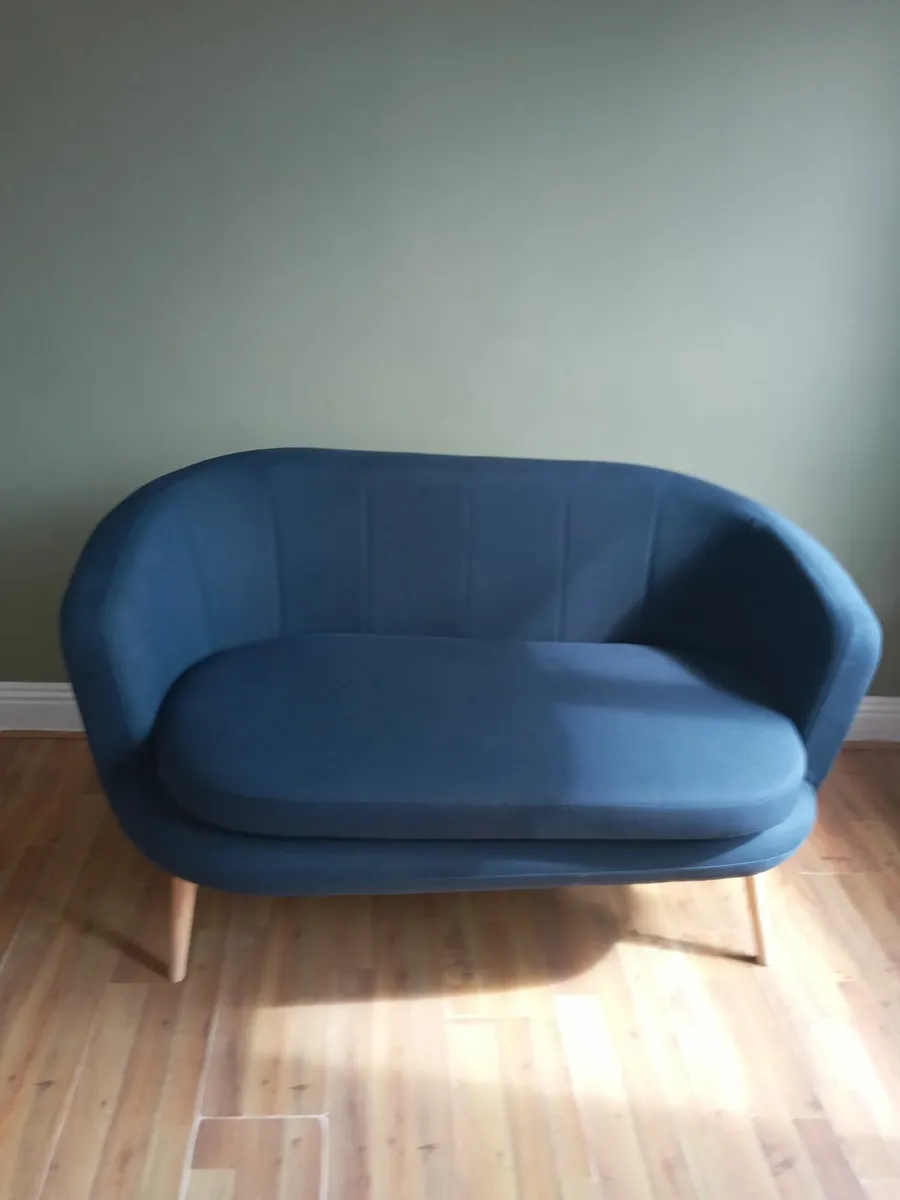 2 seater sofa - Image 3