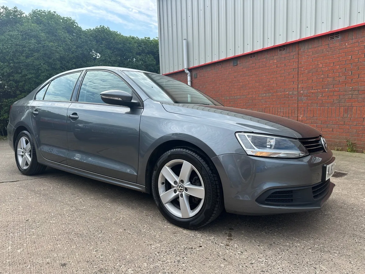 Volkswagen Jetta 1.6 TDI 105 BHP S.E TECH B/MOTION - Image 1