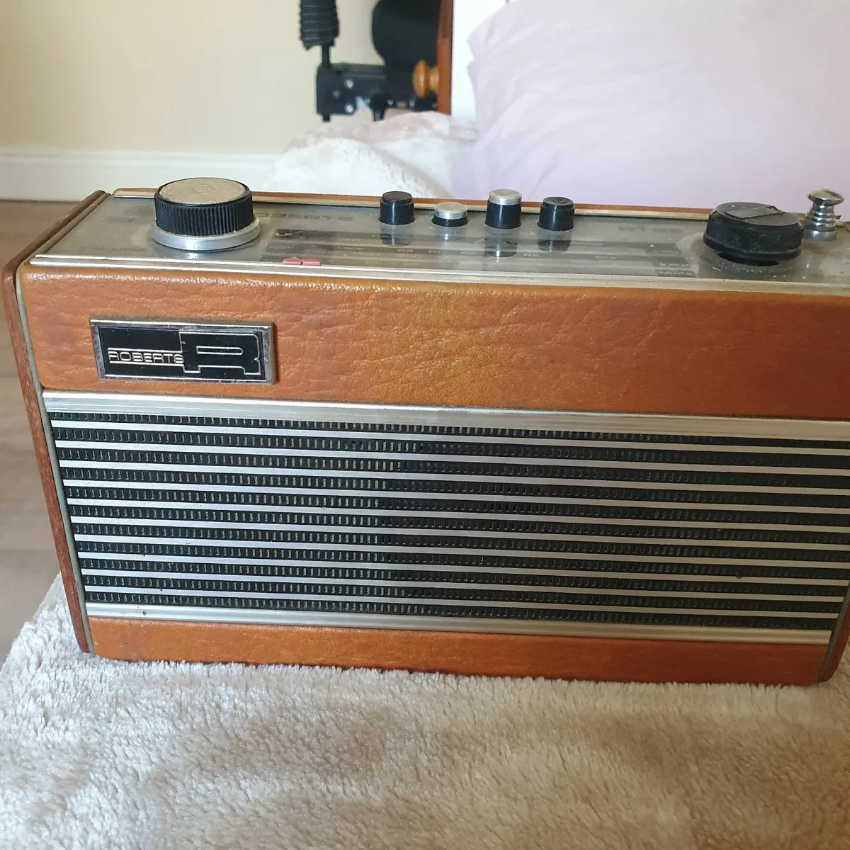 Vintage radio - Image 1