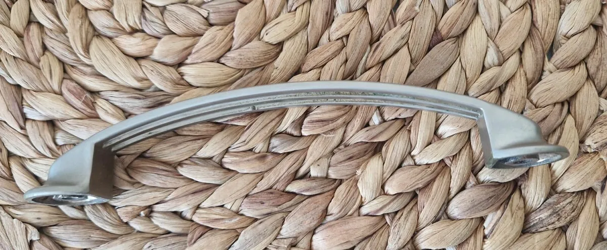 Kitchen Cabinet Handles - Image 3
