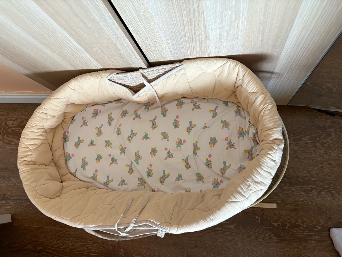 Moses basket - Image 1