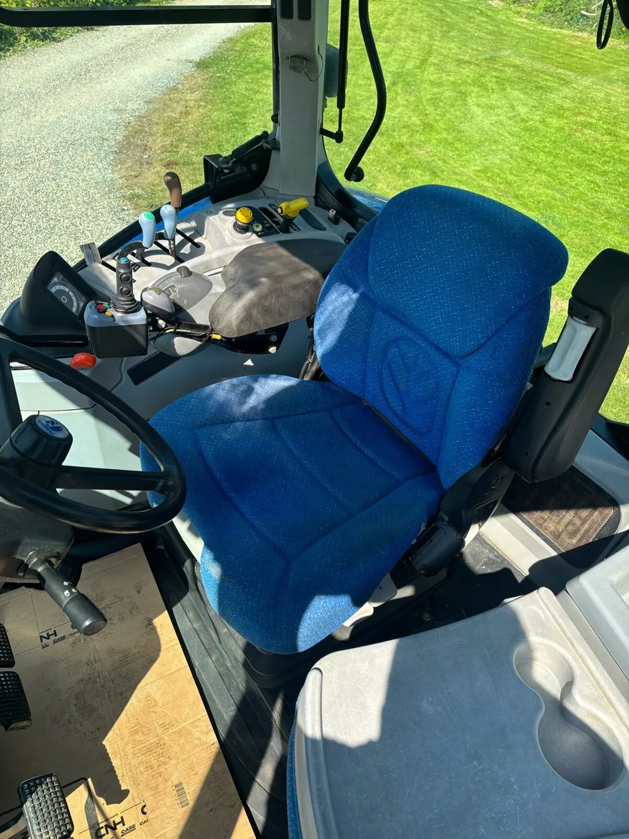 New Holland T6050 C/W loader - Image 4