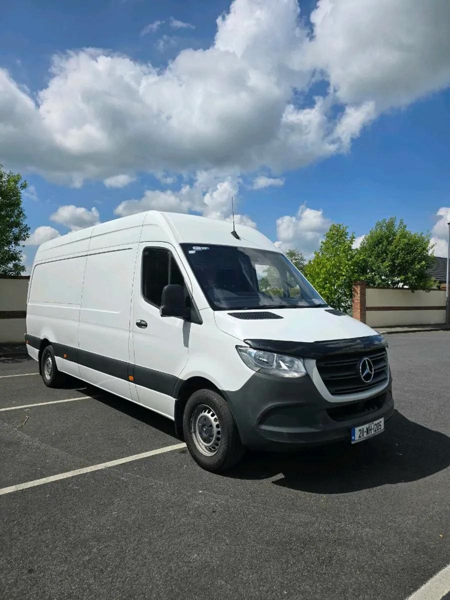 Mercedes-Benz Sprinter 315/43 Eu6 LWB Bread Van - Image 1