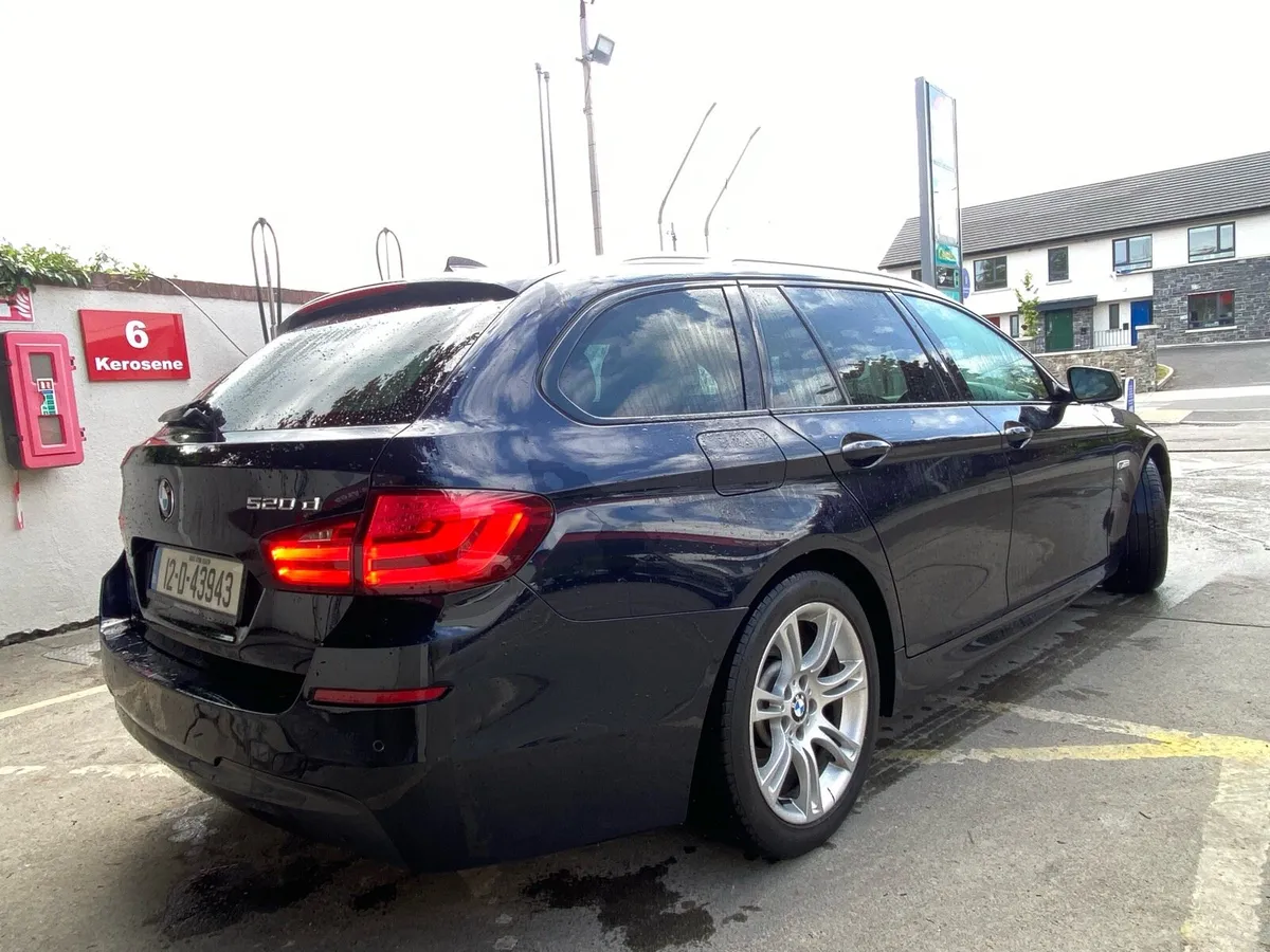 BMW 520d M Sport Touring - Image 4