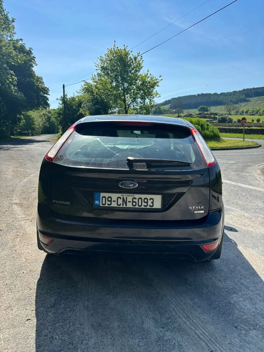 Ford Focus 2009 - Image 3