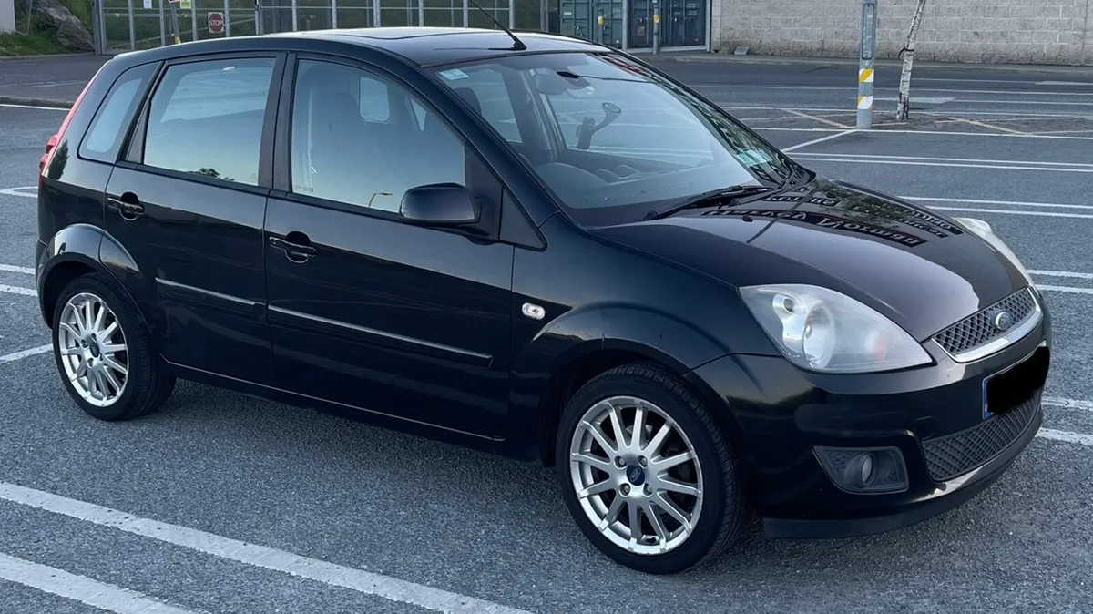 Ford Fiesta 2008 - Image 1