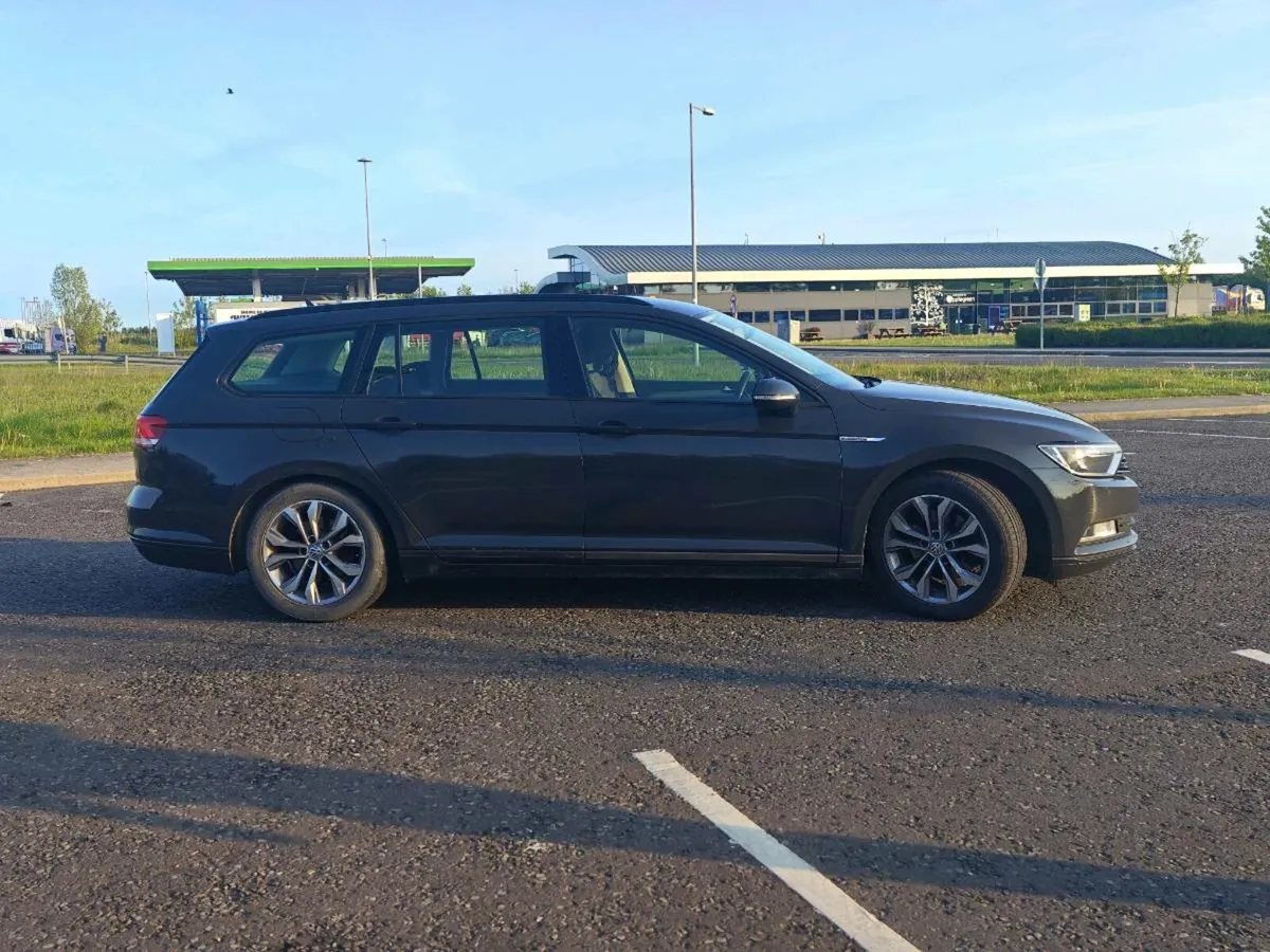 VW Passat 1.6 Tdi manual UK reg - Image 4