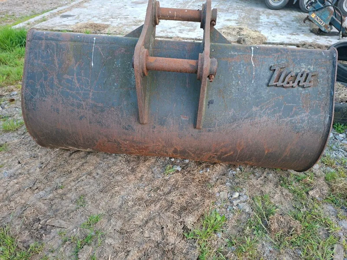 Bucket - Image 2