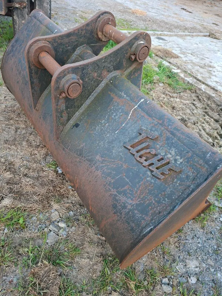 Bucket - Image 3