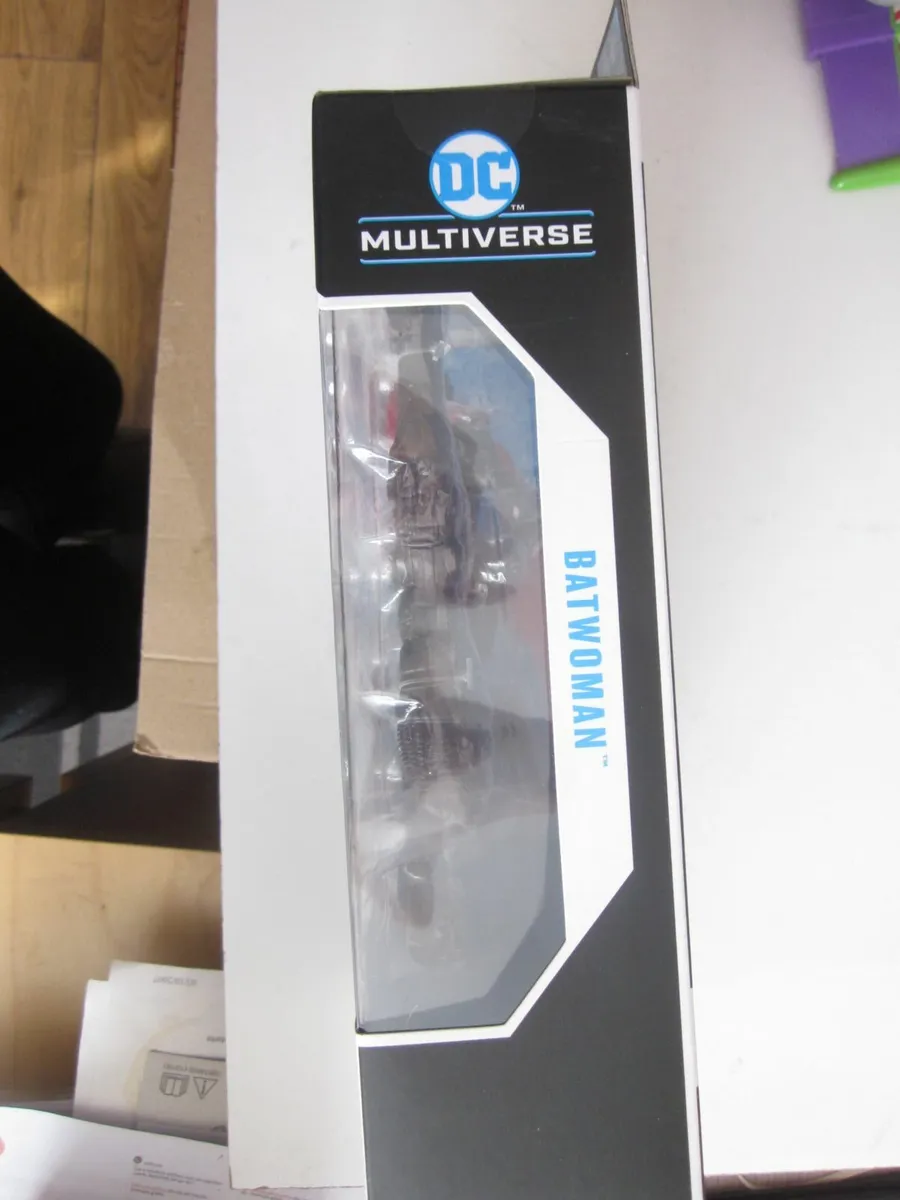 New Mc Farlane Toys DC Multiverse Batwoman Figure - Image 4