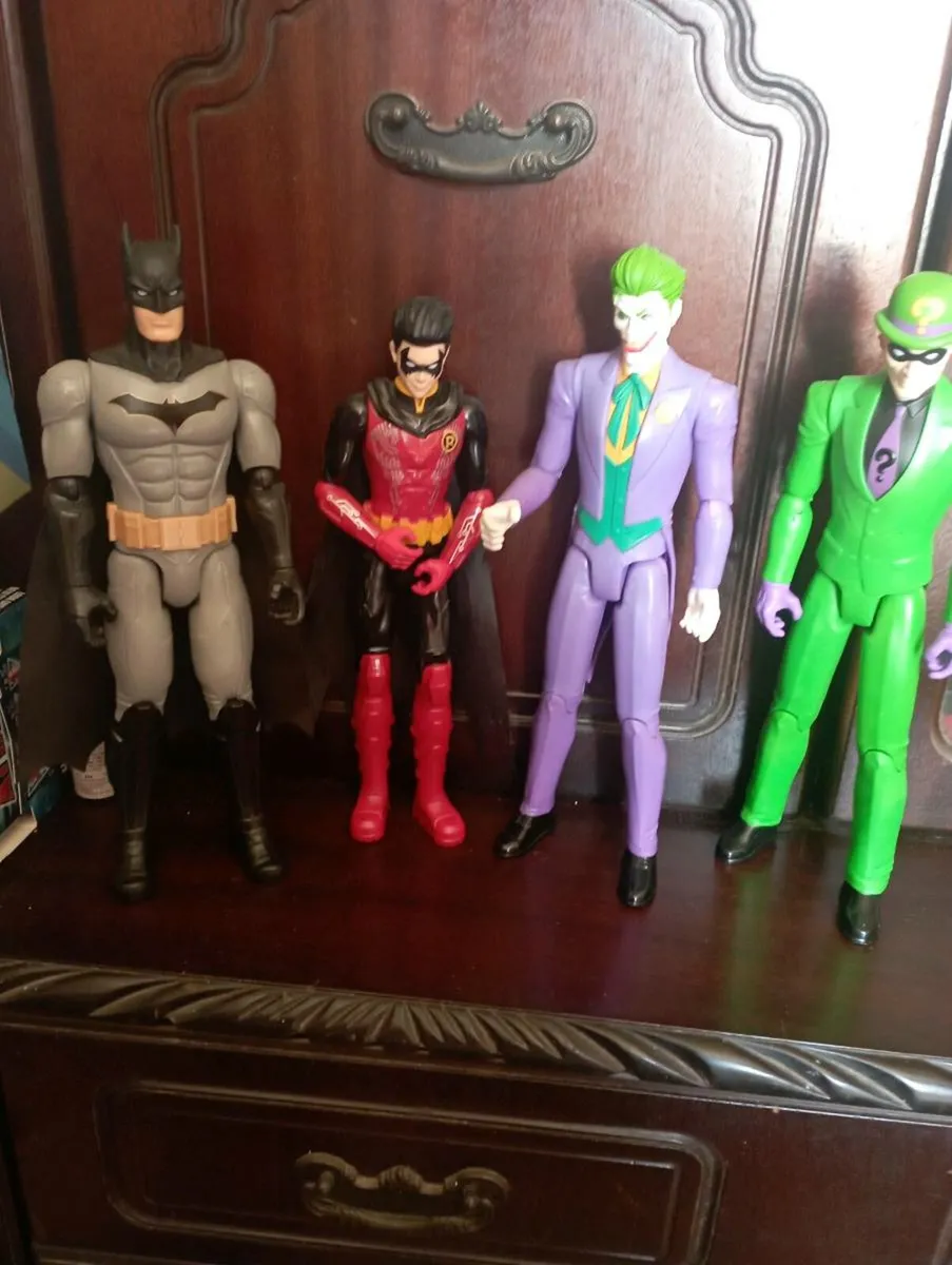 DC COOMIC ACTION FIGURES DC COMICS FIGURES - Image 1