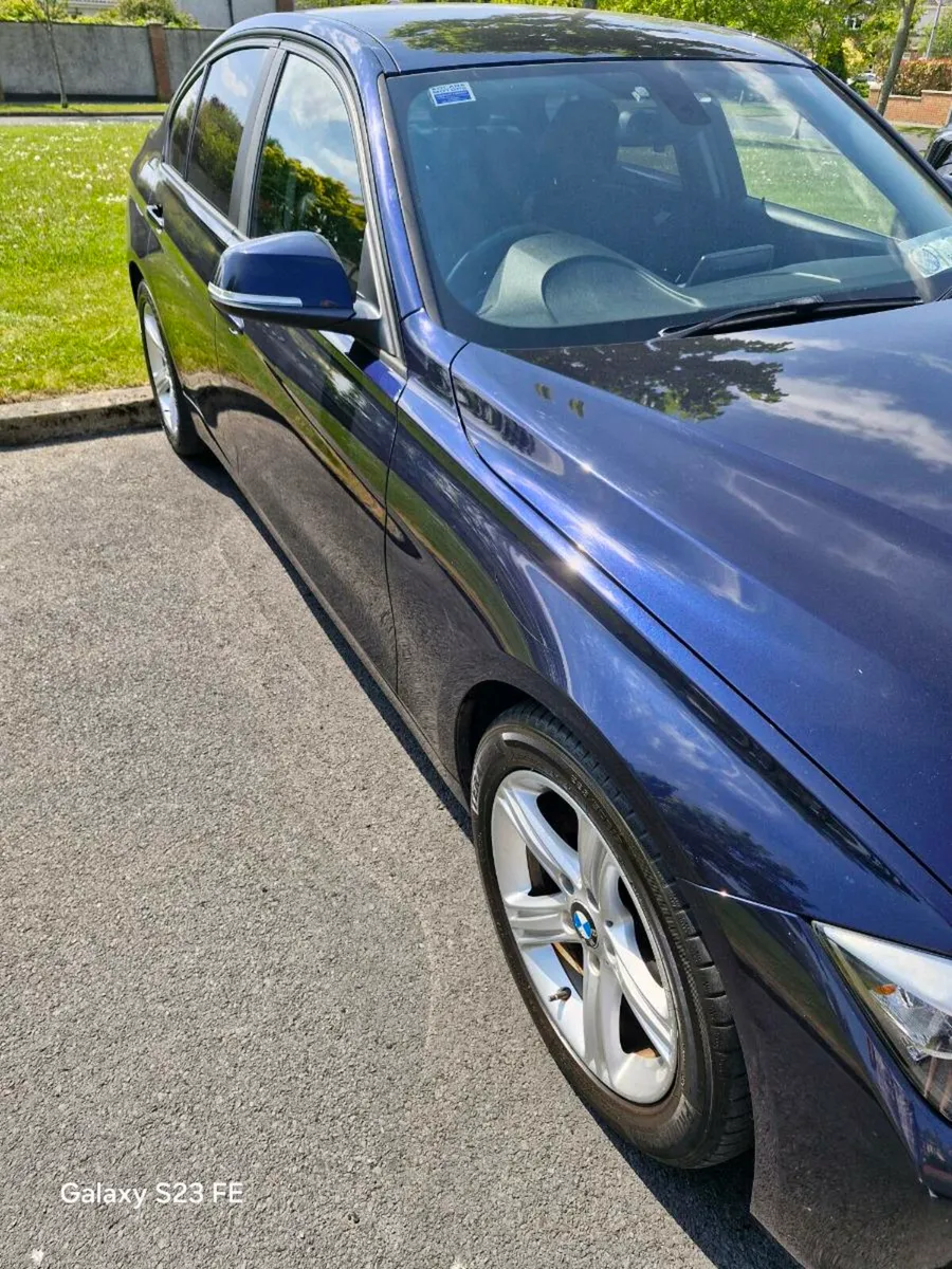 BMW 318D SE 2013 - Image 3