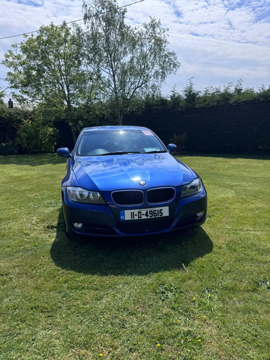 BMW 320d - Image 2
