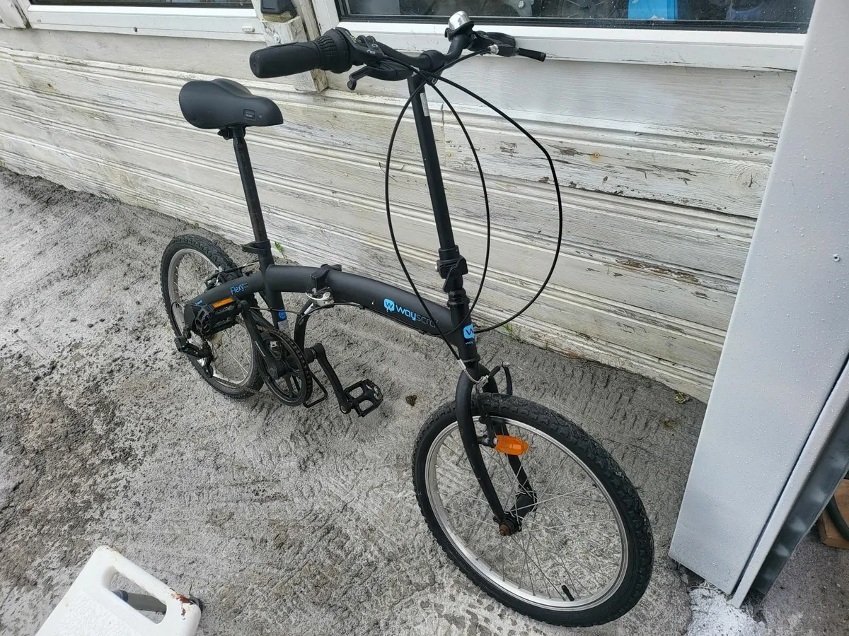 Adult 6 speed fold up.bike 20 inch wheel - Image 1