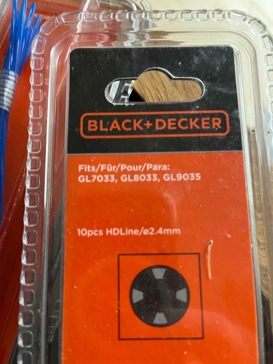 Black and Decker corded strimmer - Image 4