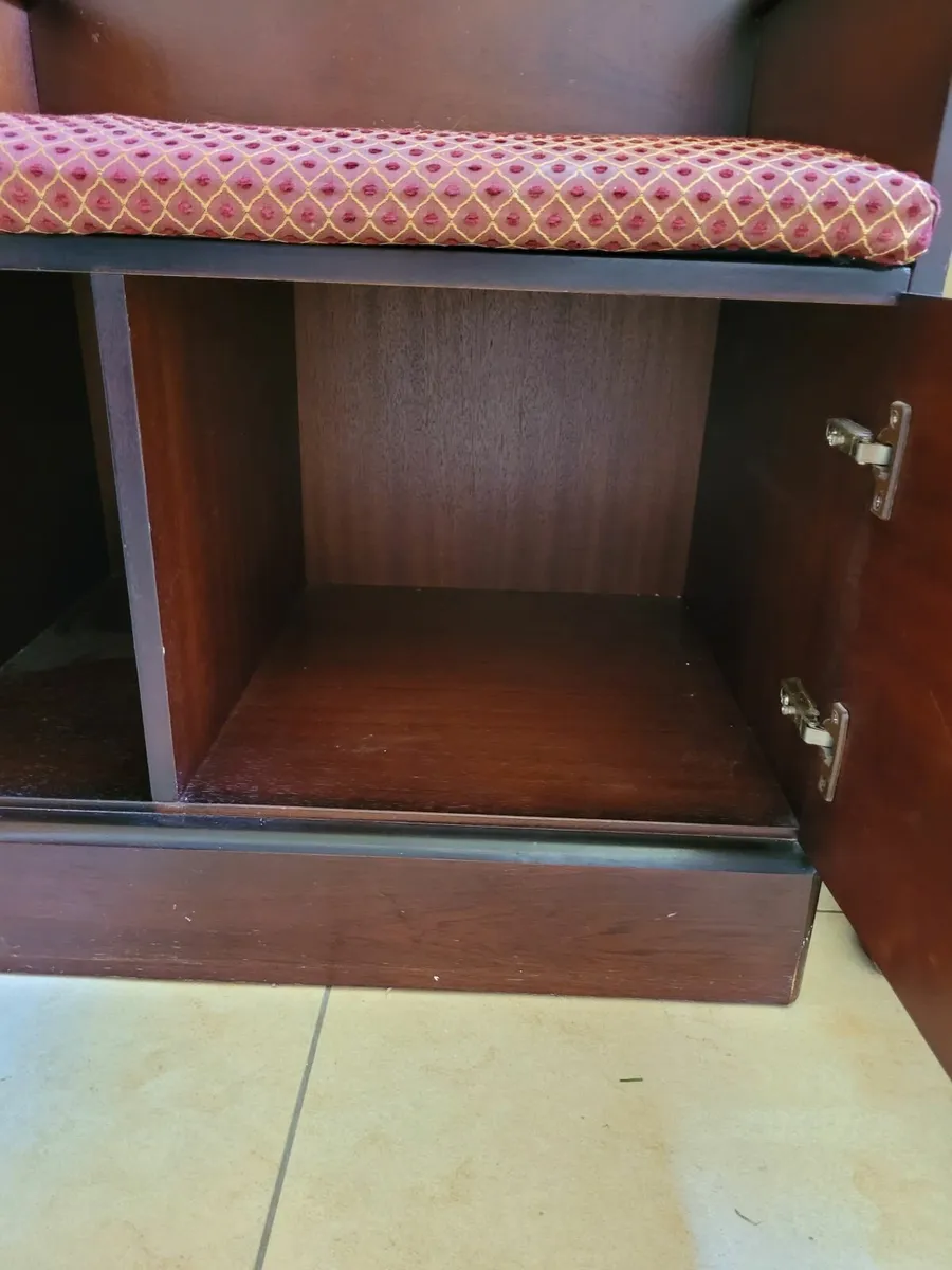 Wooden Phone Seat - Image 2