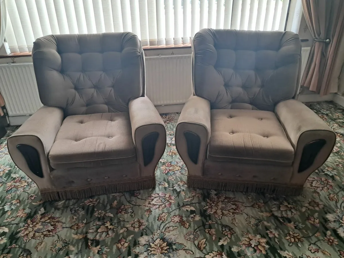 Sofa Suite - Image 1