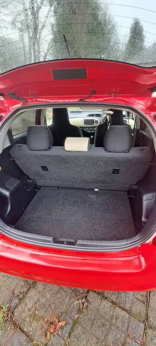 2013 Toyota Vitz - Image 2