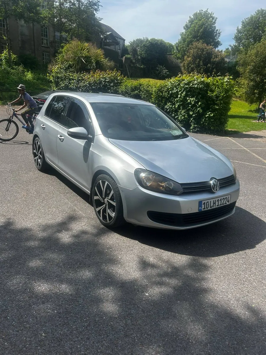 Car - Image 1