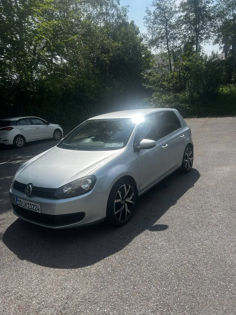 Car - Image 2
