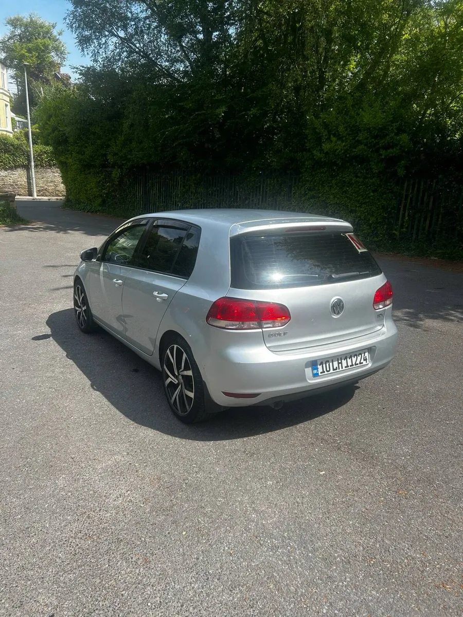Car - Image 4