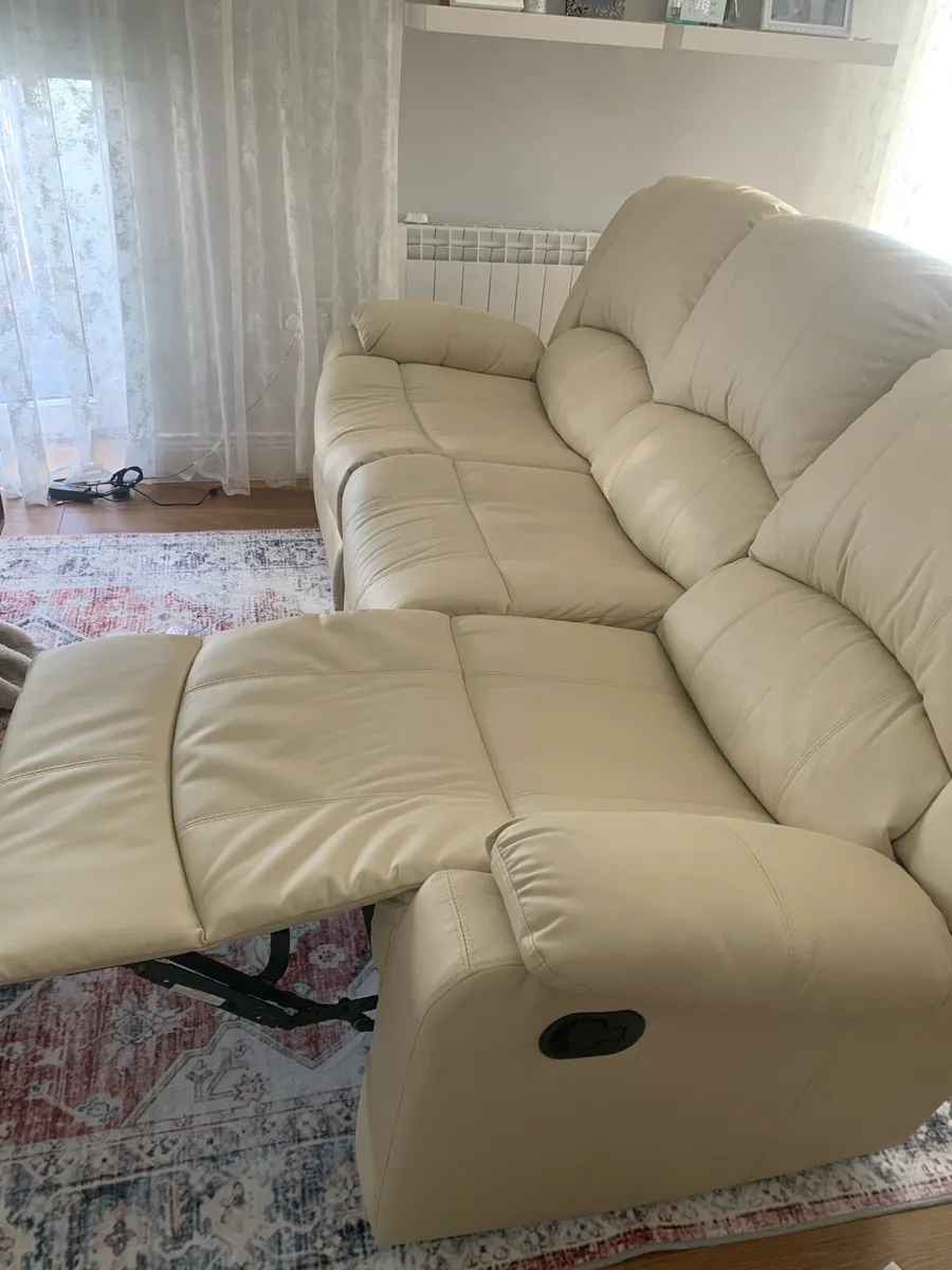 Leather sofa - Image 4