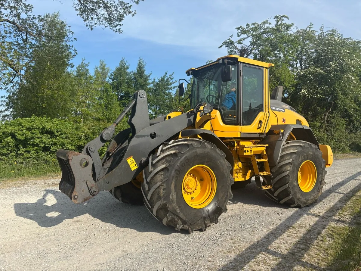Volvo L90H - Image 1