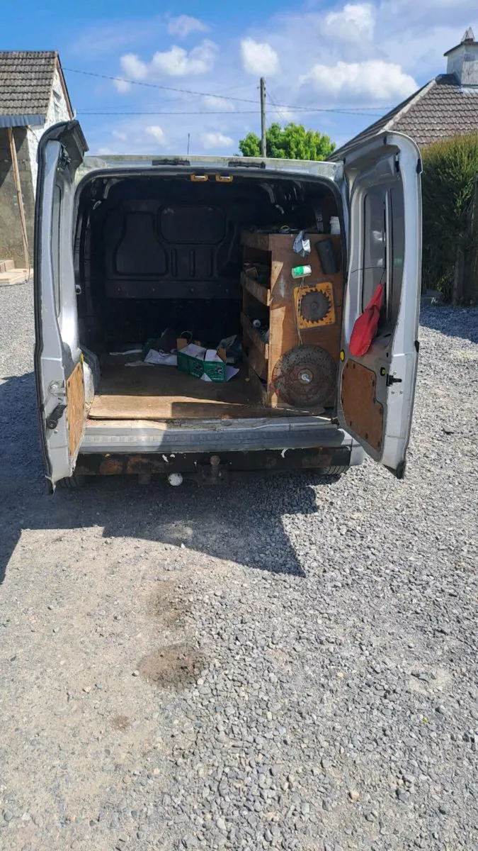 Ford transit connect - Image 4
