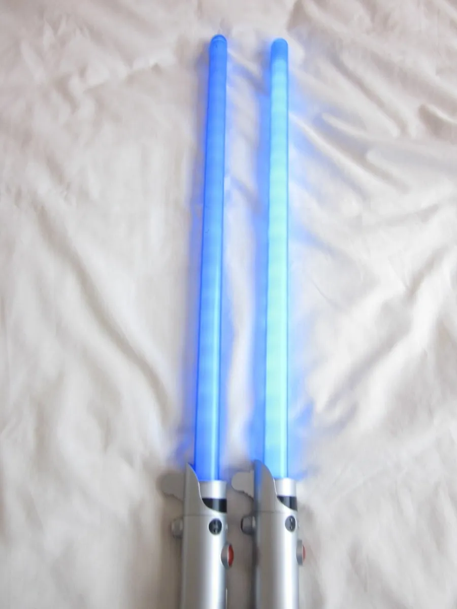 2 Star Wars Lightsaber Anakin Skywalke Blue Lights - Image 4