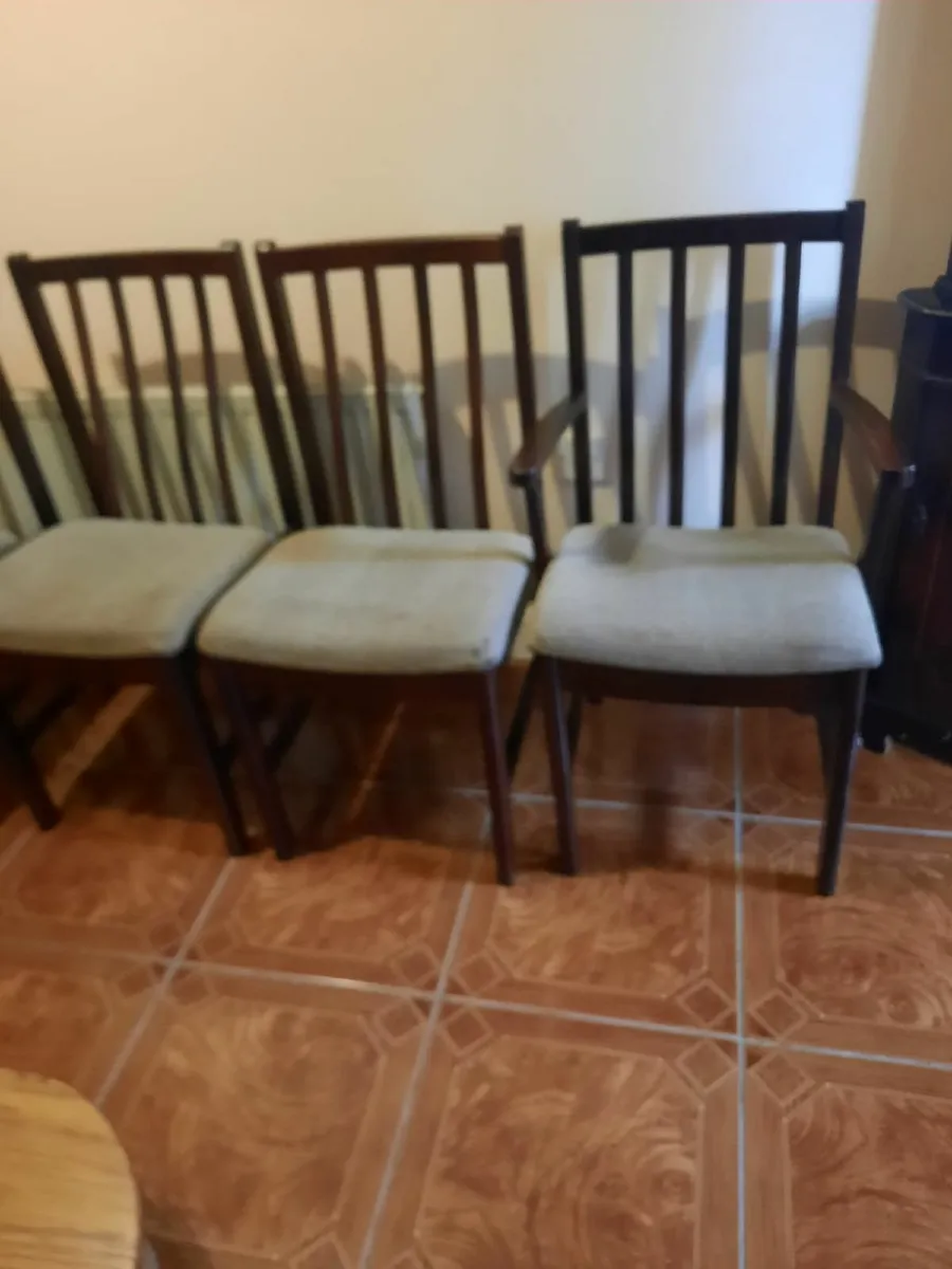 Kitchen chairs - Image 2