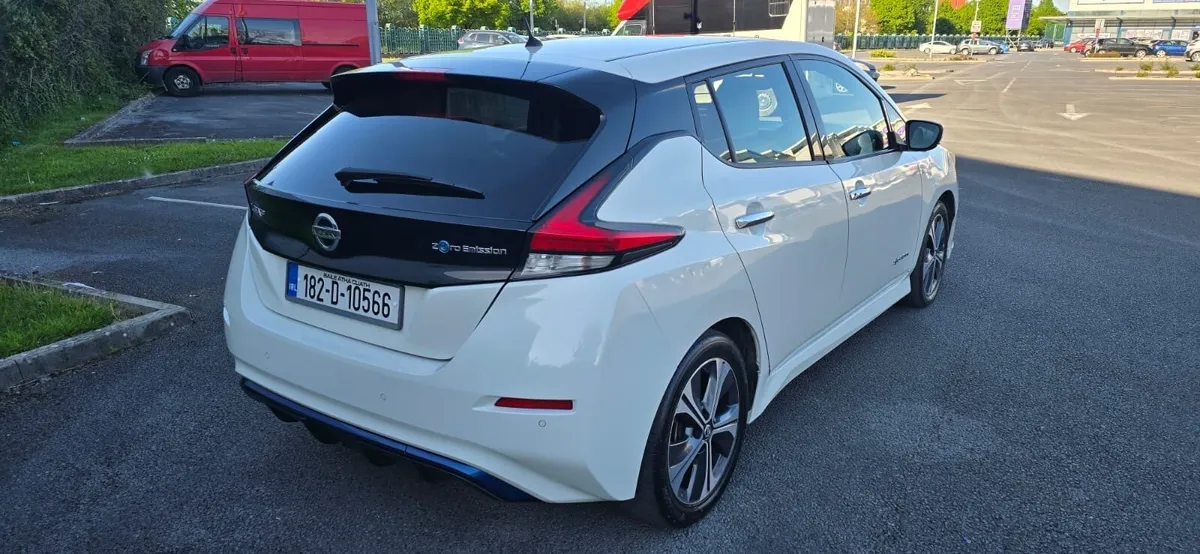 Nissan Leaf - Image 4