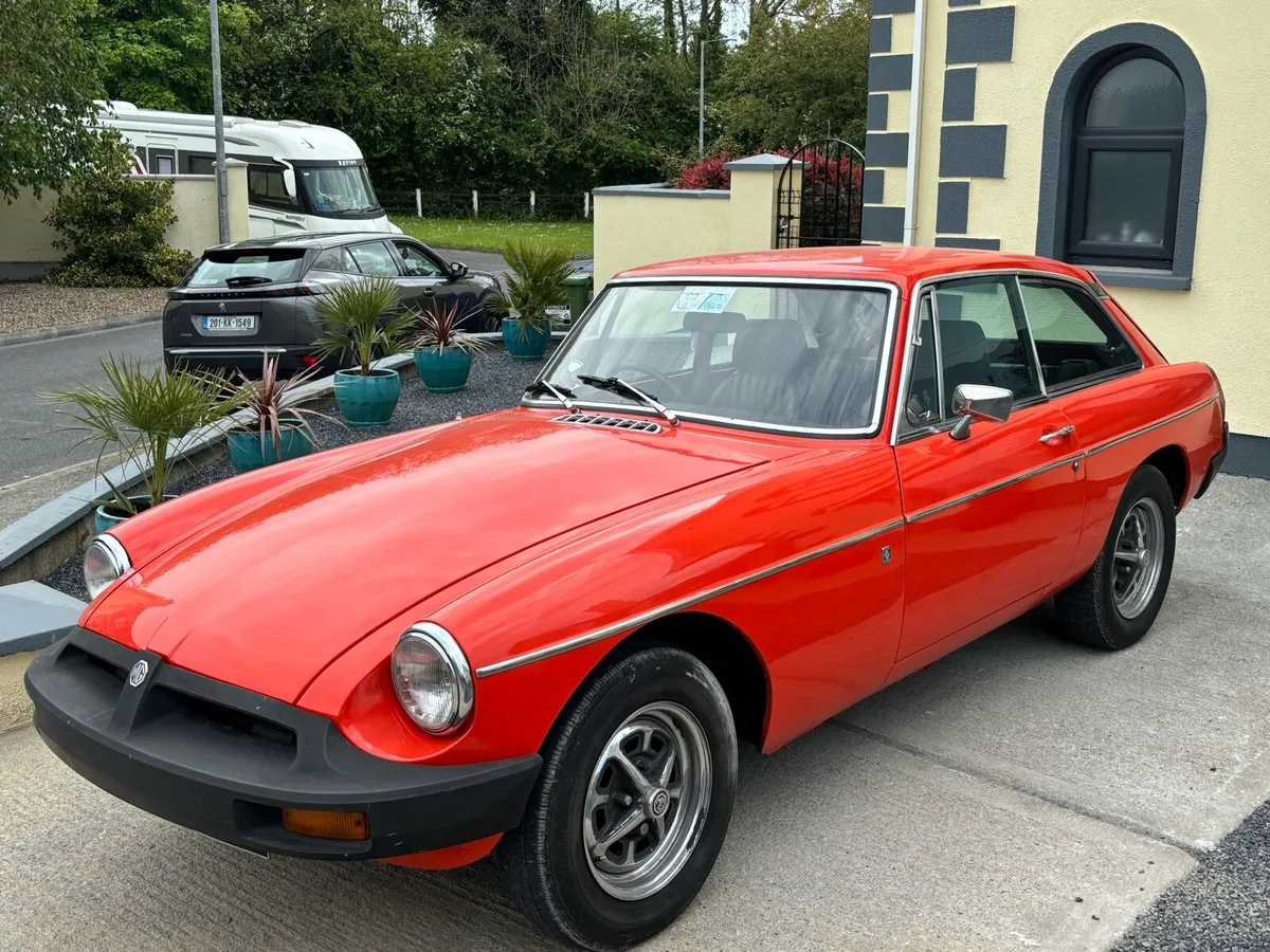 MGB GT - Image 3