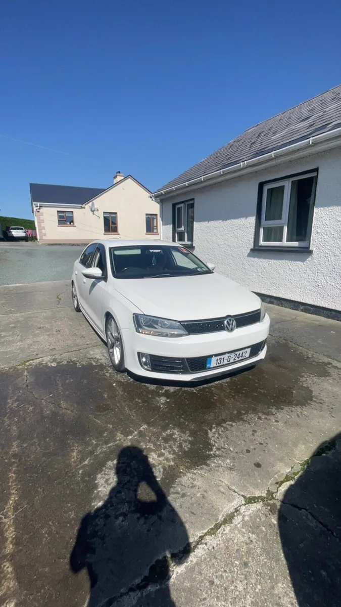 Volkswagen Mk6 Jetta - Image 3