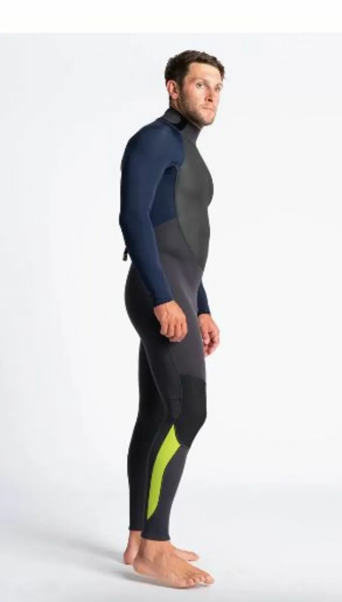 C-Skins Element 3:2 Men Wetsuit Steamer Back Zip -