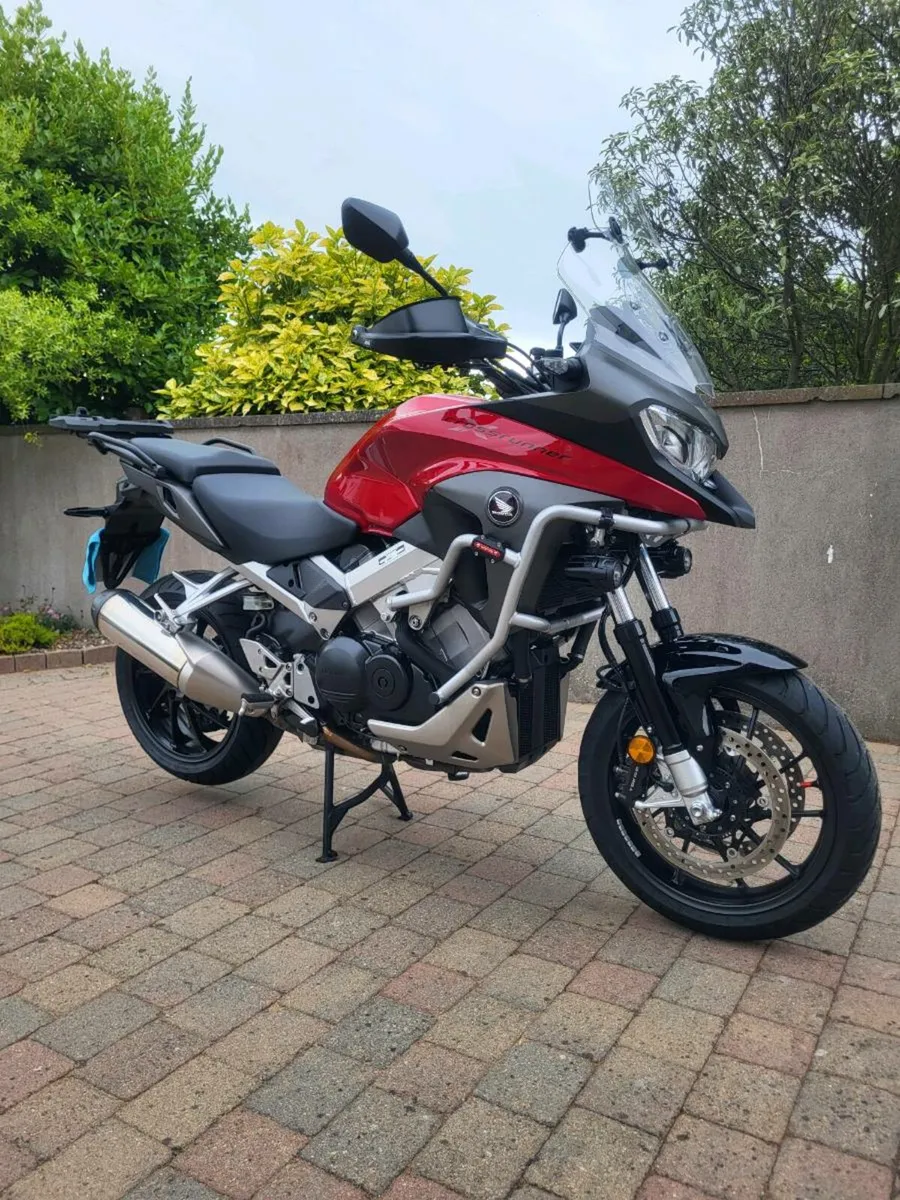 Honda vfr800 x crossrunner - Image 1