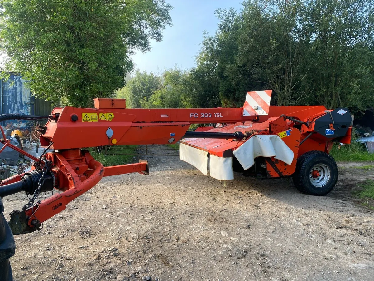 10ft Kuhn mower - Image 3