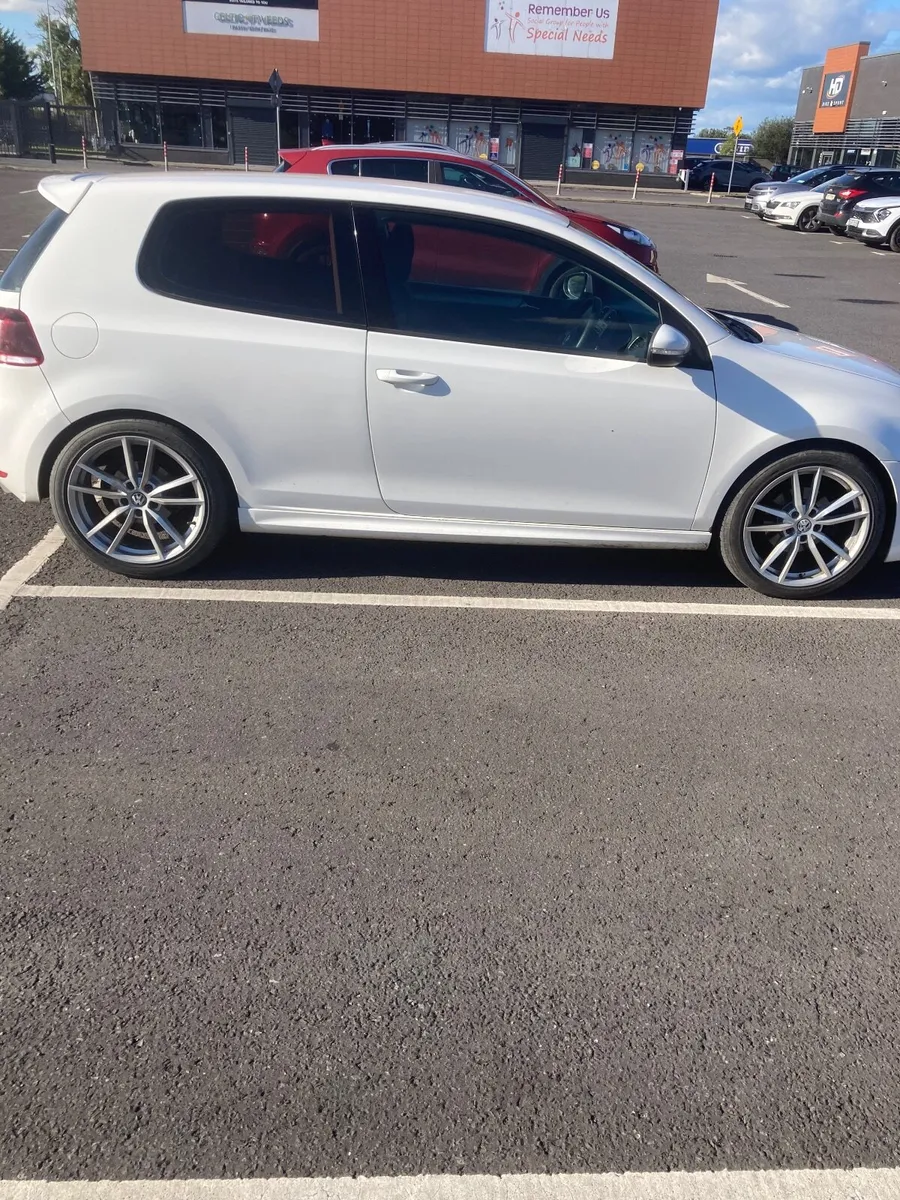 Volkswagen Golf 2011 - Image 4