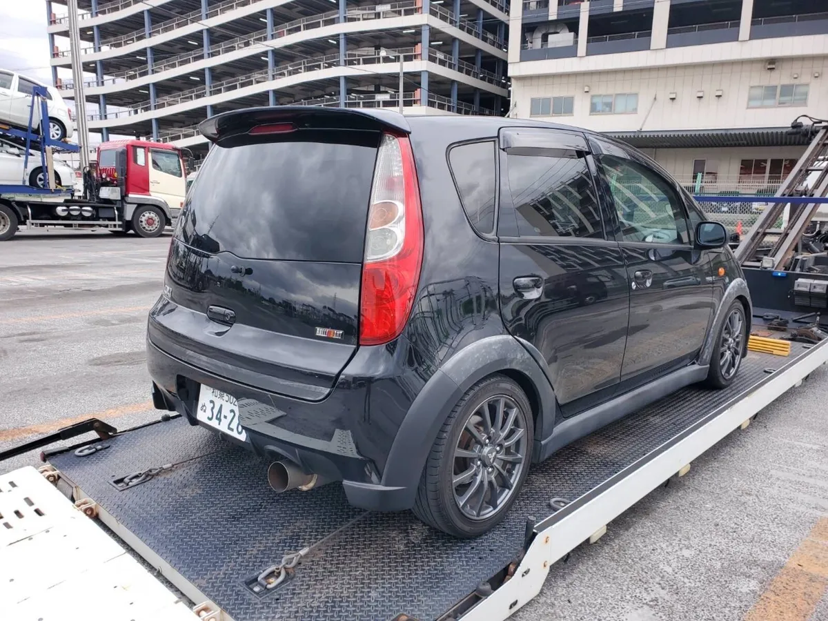 Mitsubishi Colt Version R Breaking - Image 1