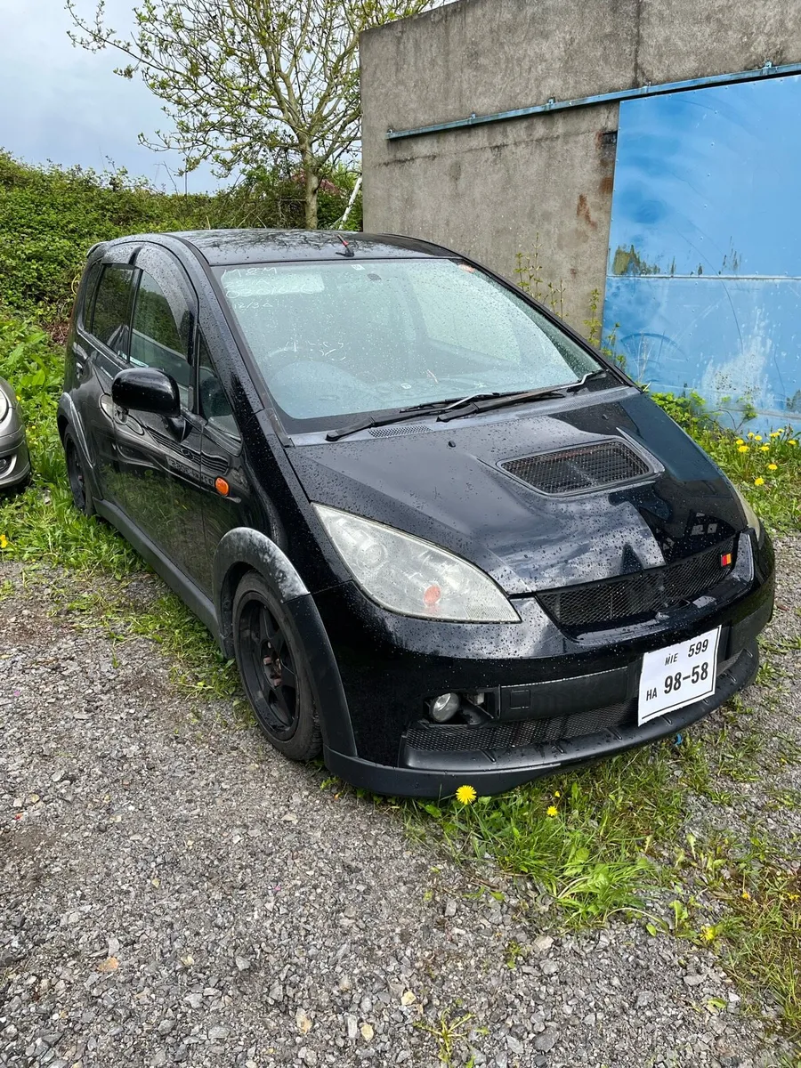Mitsubishi Colt Version R Breaking - Image 2