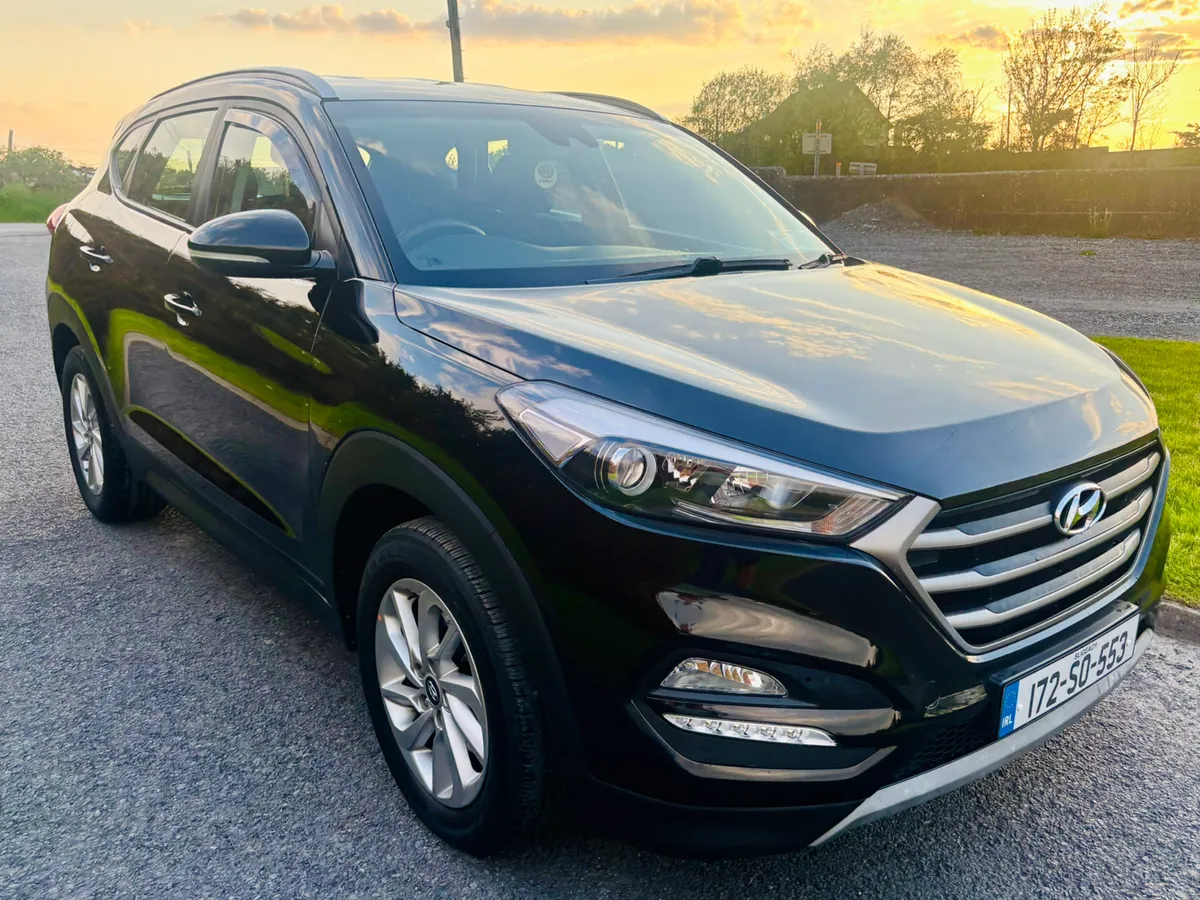 201HYUNDAI TUSCON - Image 3