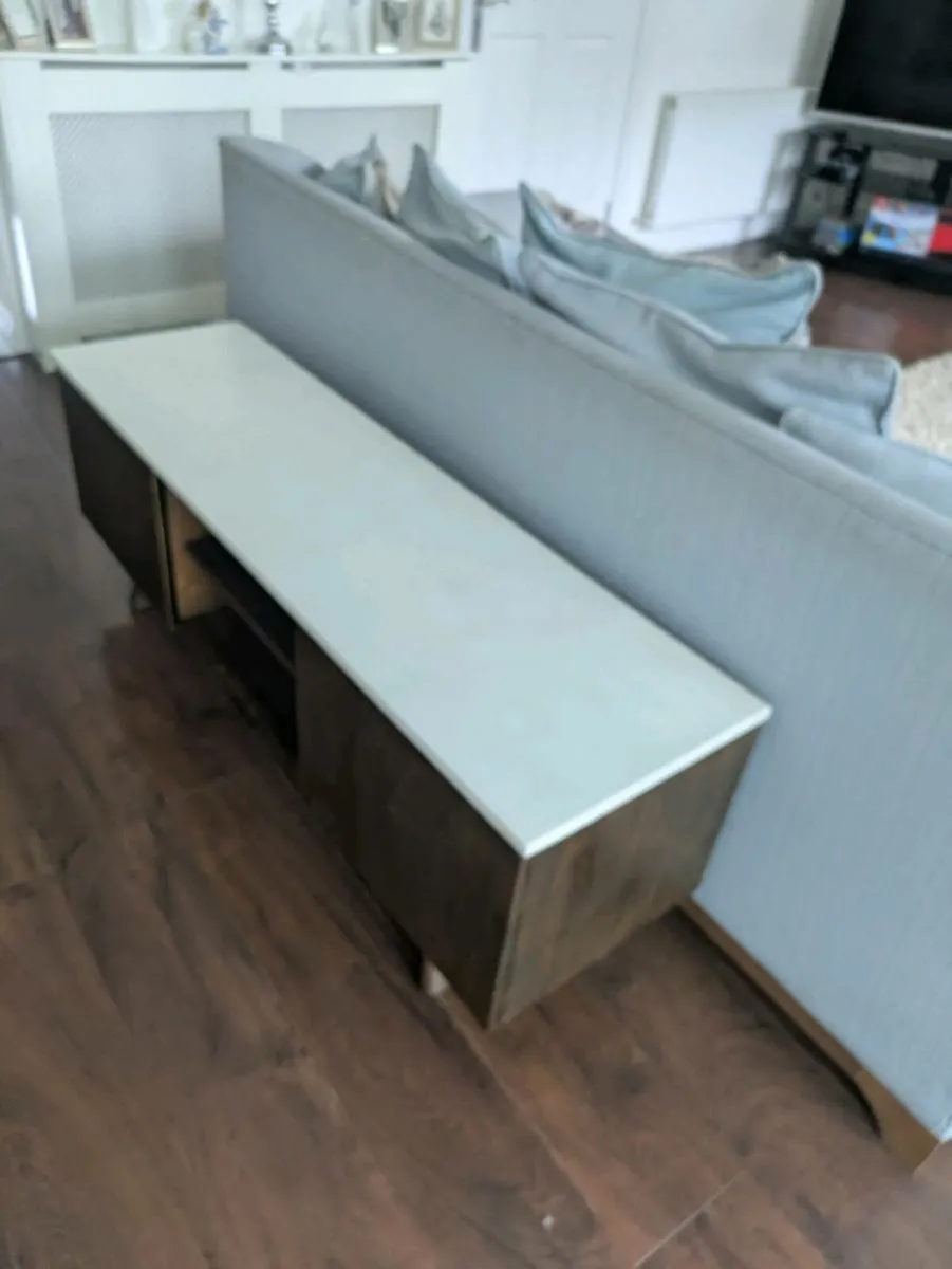 Lovely wooden stand - Image 3