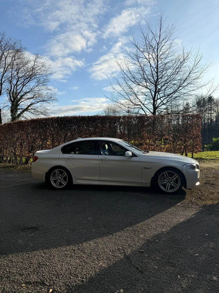 BMW 5-Series 2012 - Image 3