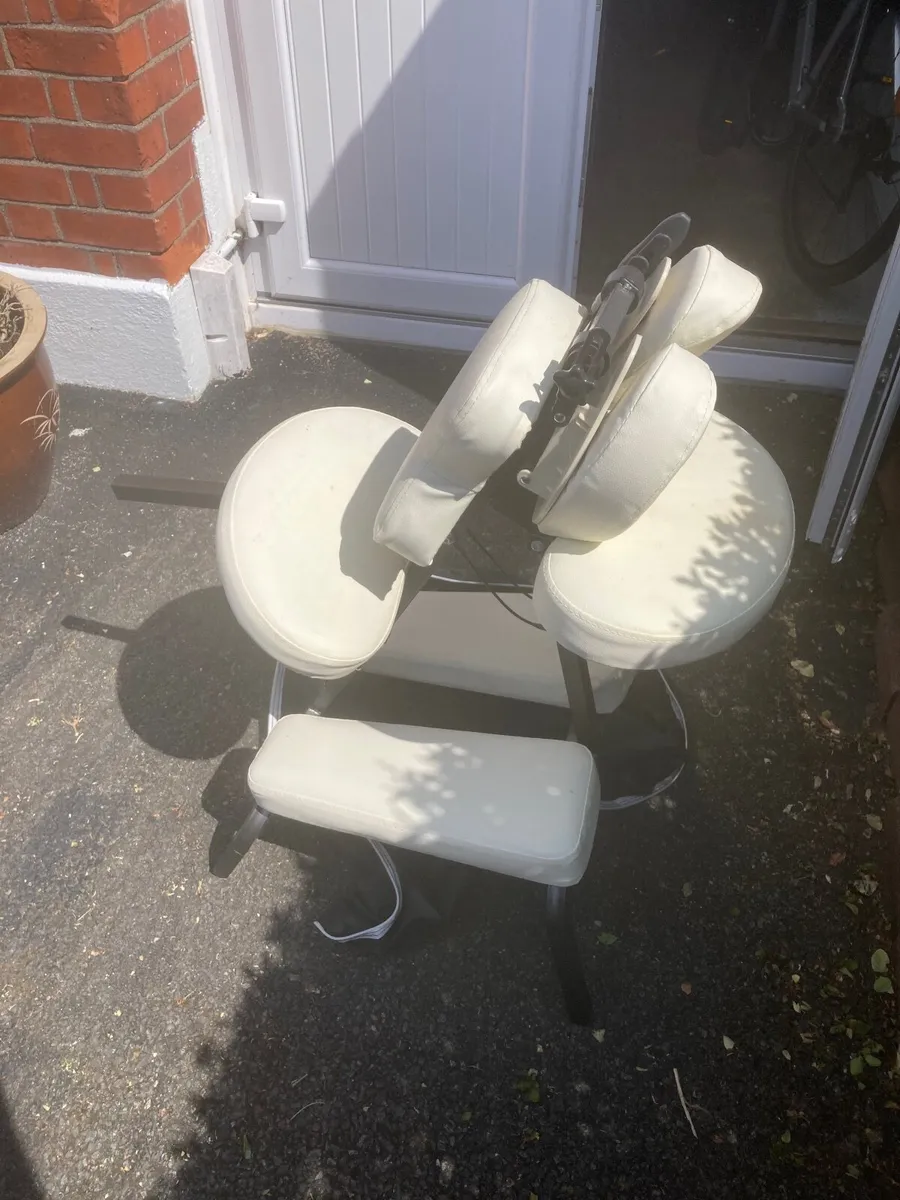 massage chair - Image 1