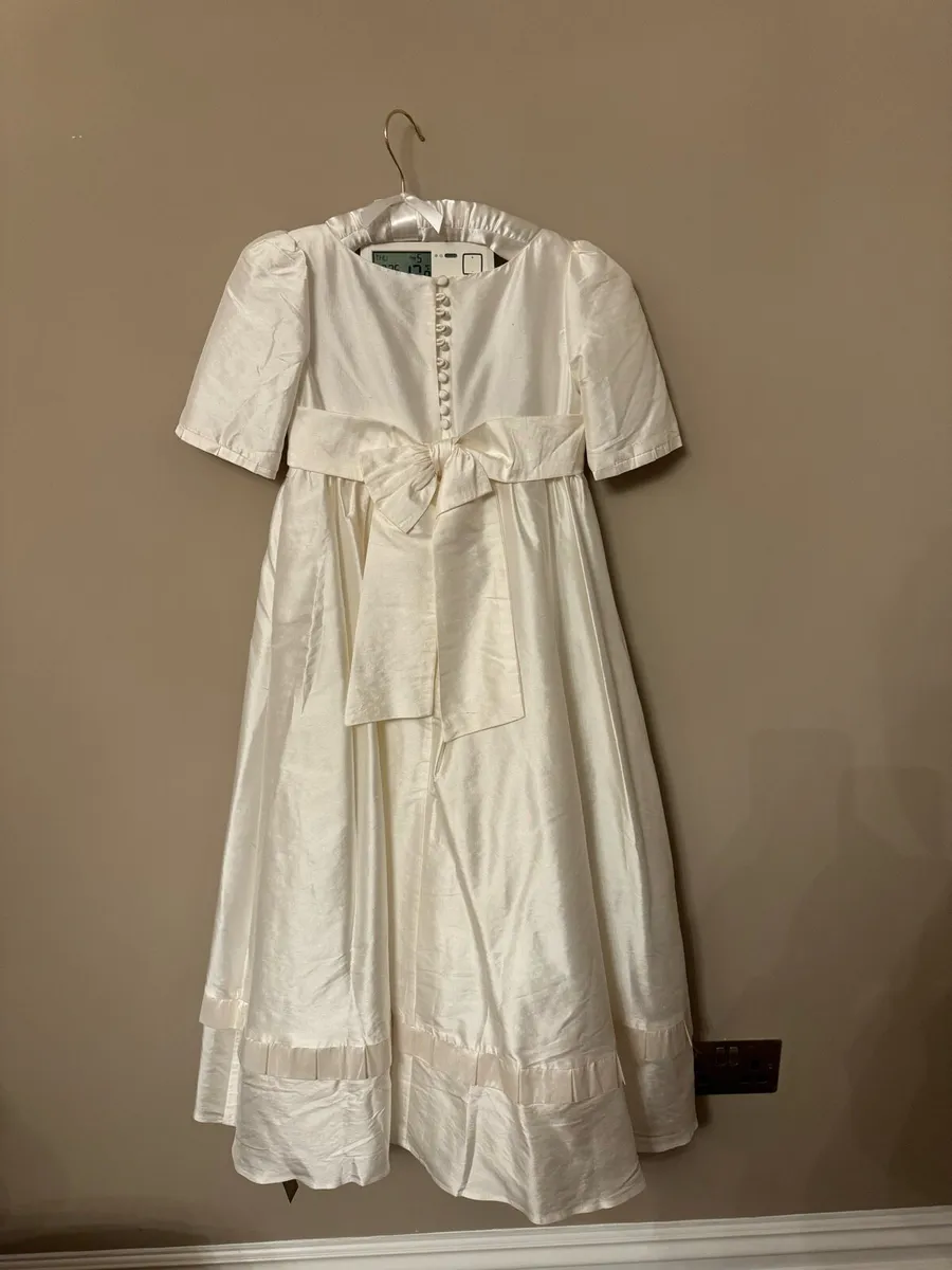 Communion dress - Image 3