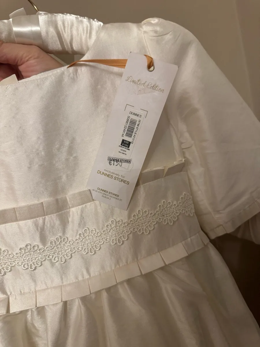 Communion dress - Image 4