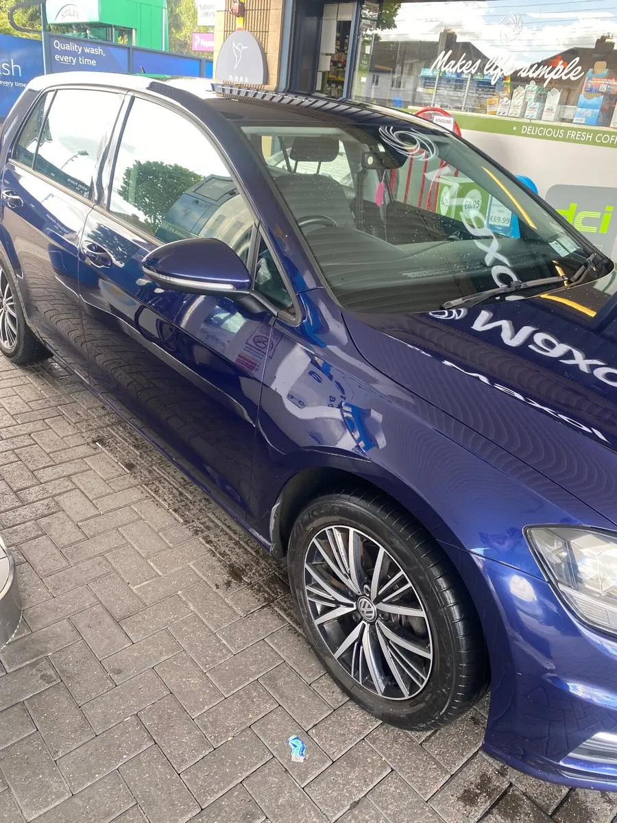 Volkswagen Golf 2017 - Image 2