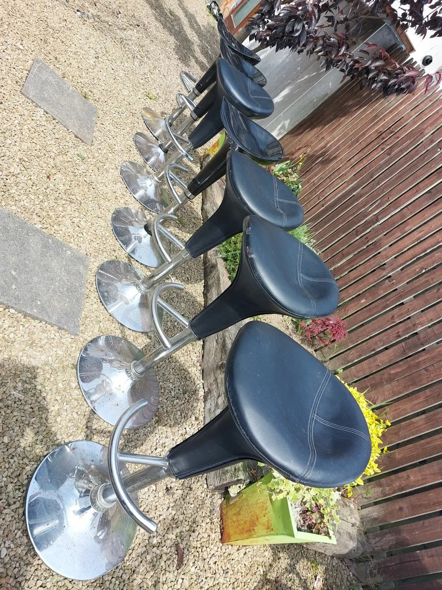 Kitchen island stools. - Image 1