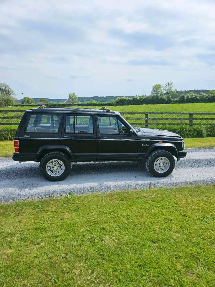 Jeep cherokee xj - Image 4